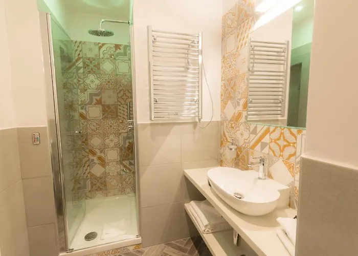 Affittacamere Frattina Ff Italian