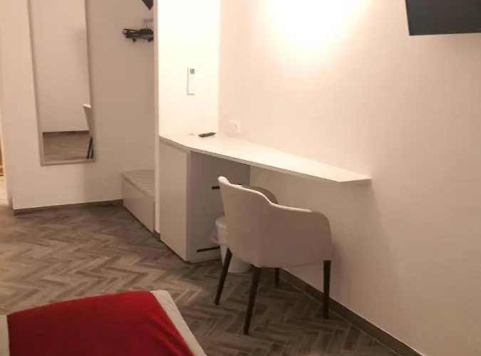 Frattina Ff Italian Affittacamere Roma